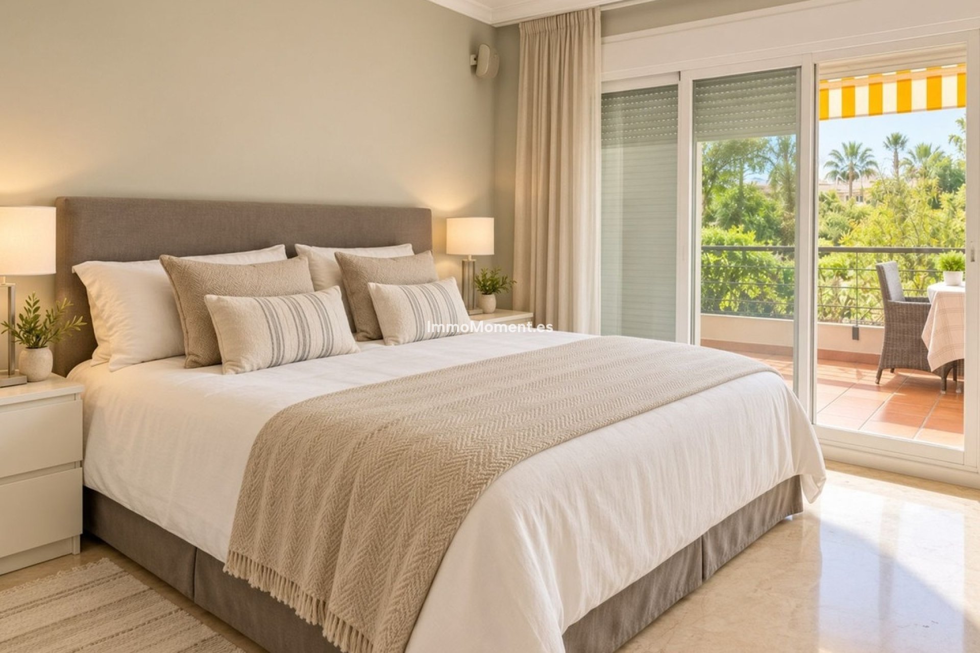 Resale - Apartment - Marbella - Guadalmina Alta