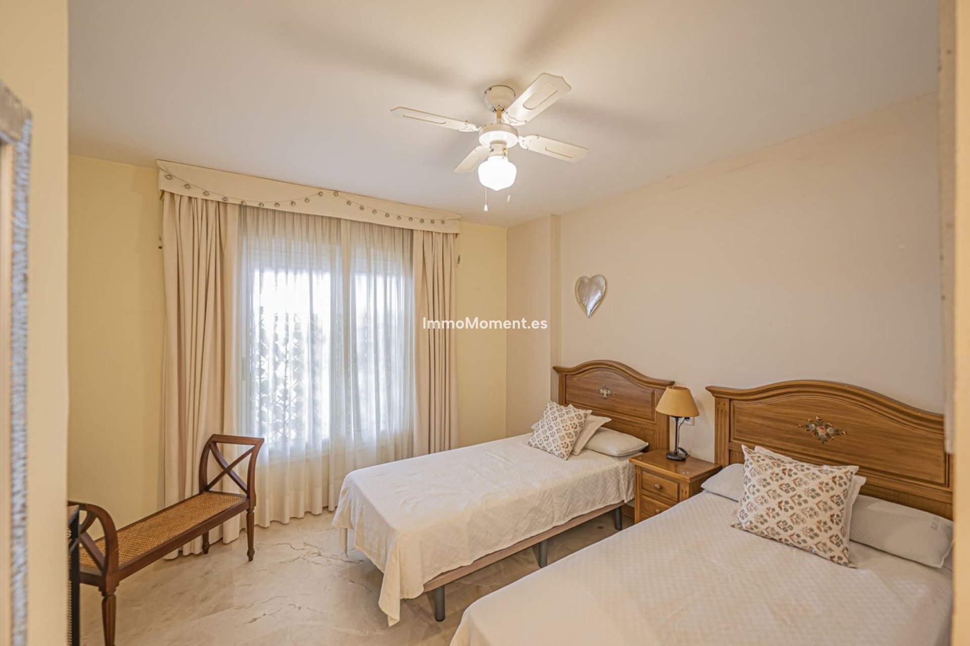 Resale - Apartment - Marbella - Guadalmina Alta