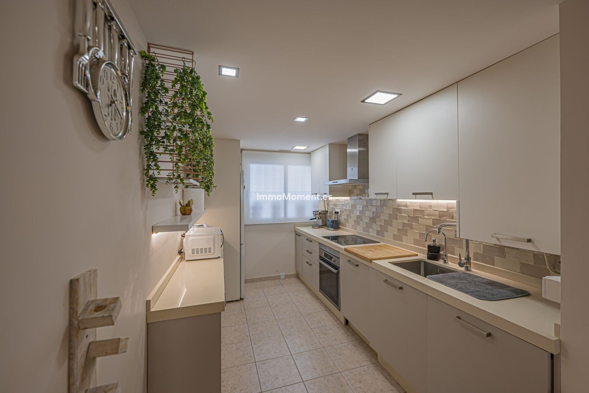 Resale - Apartment - Marbella - Guadalmina Alta