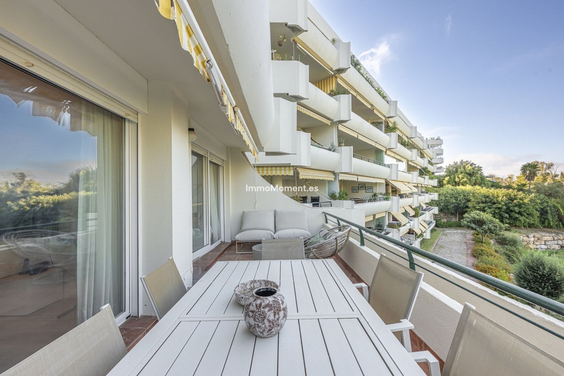 Resale - Apartment - Marbella - Guadalmina Alta