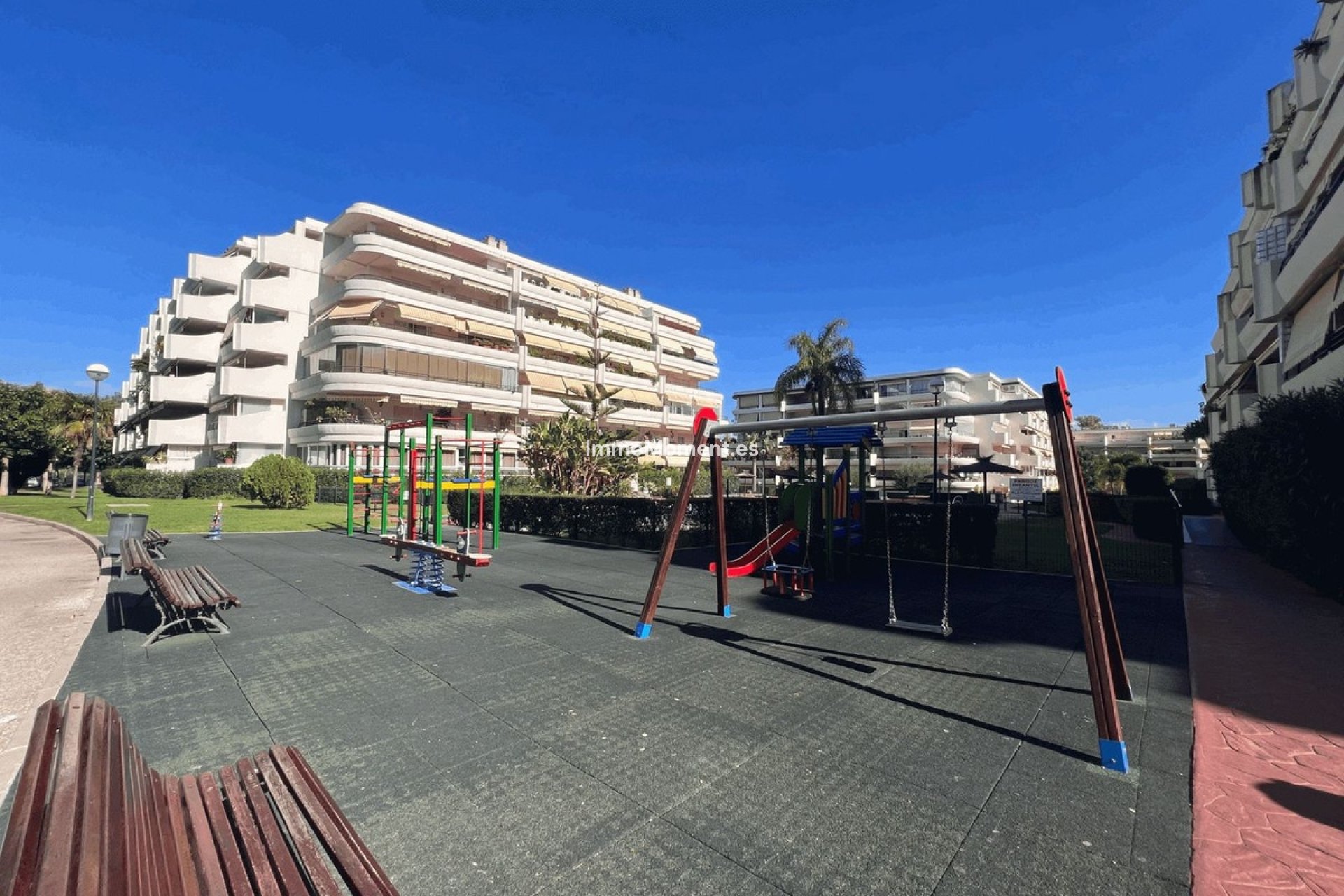 Resale - Apartment - Marbella - Guadalmina Alta
