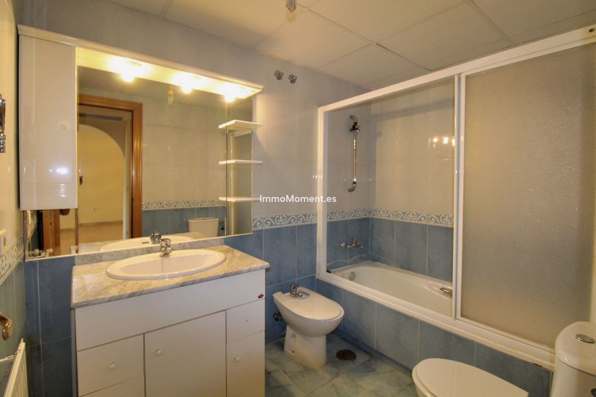 Resale - Apartment - Marbella - Guadalmina Alta