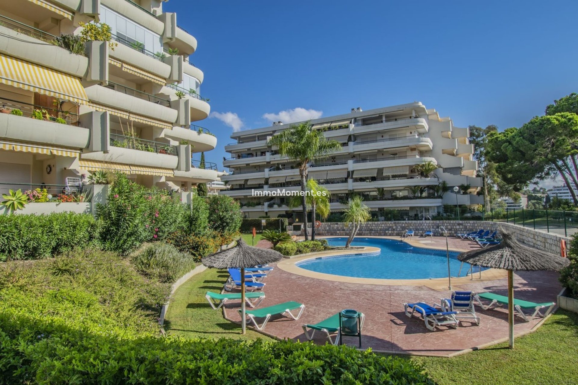 Resale - Apartment - Marbella - Guadalmina Alta