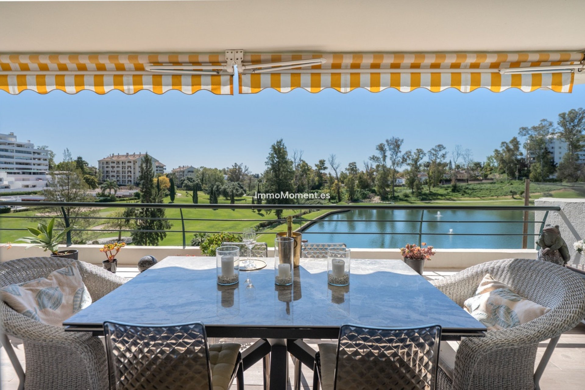 Resale - Apartment - Marbella - Guadalmina Alta