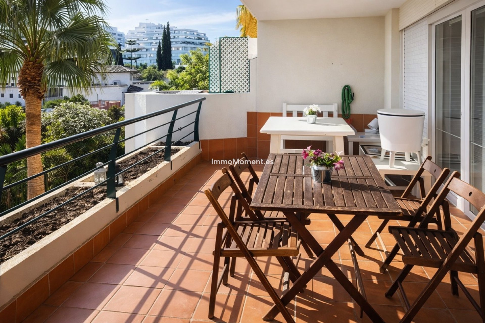 Resale - Apartment - Marbella - Guadalmina Alta