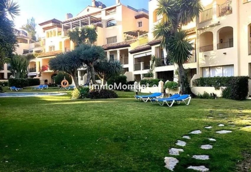 Resale - Apartment - Marbella - Guadalmina Alta