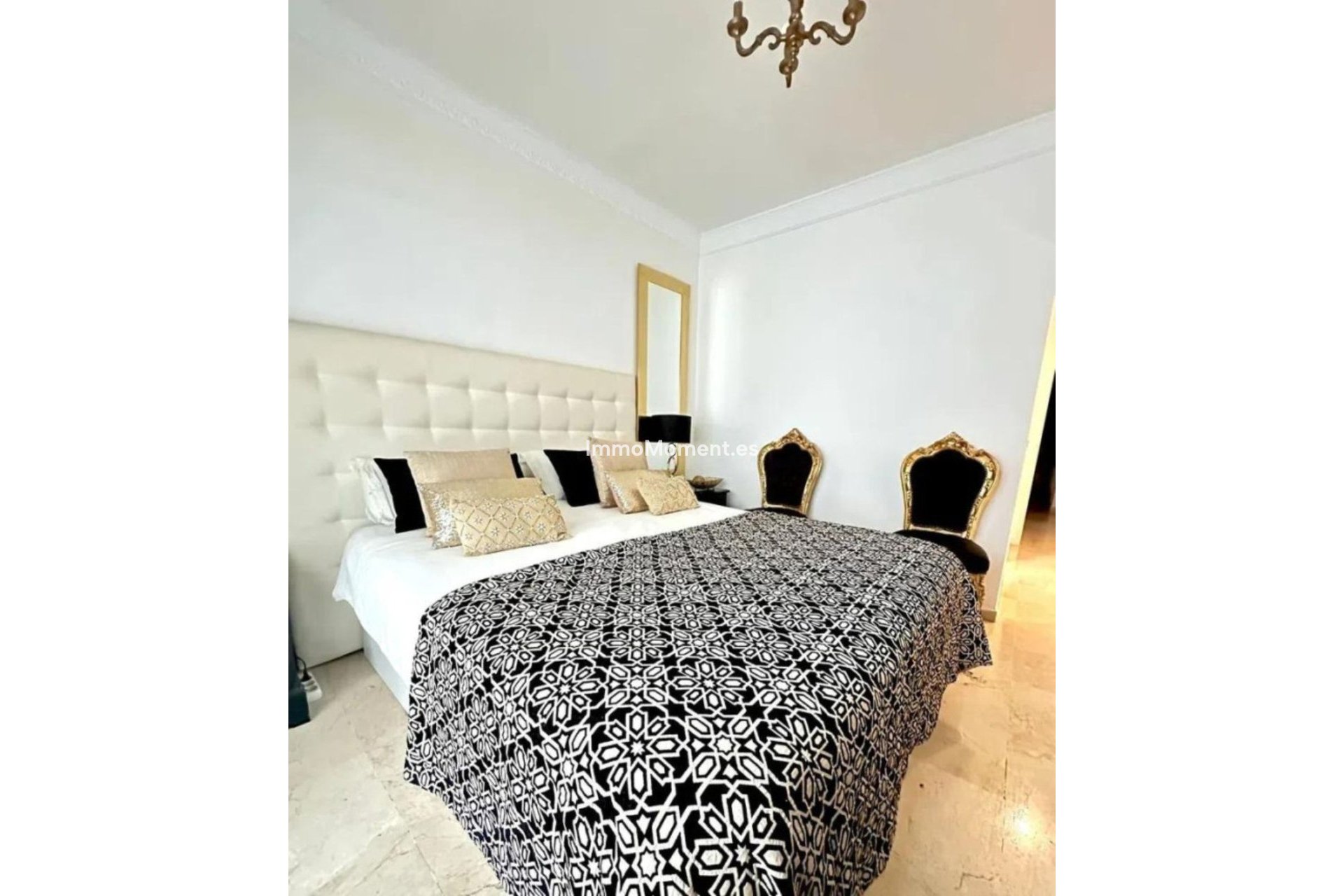 Resale - Apartment - Marbella - Guadalmina Alta