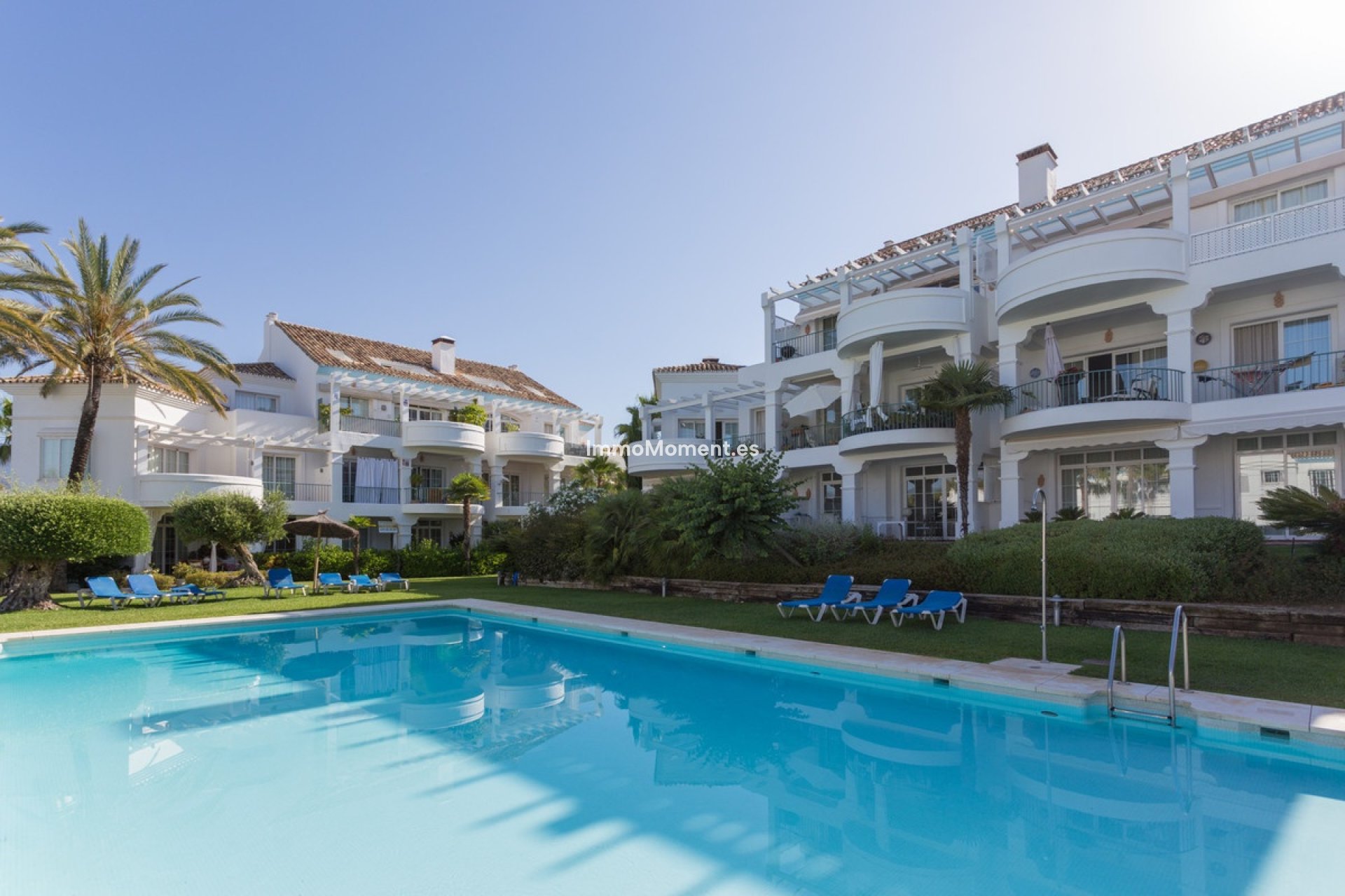 Resale - Apartment - Marbella - Guadalmina Alta