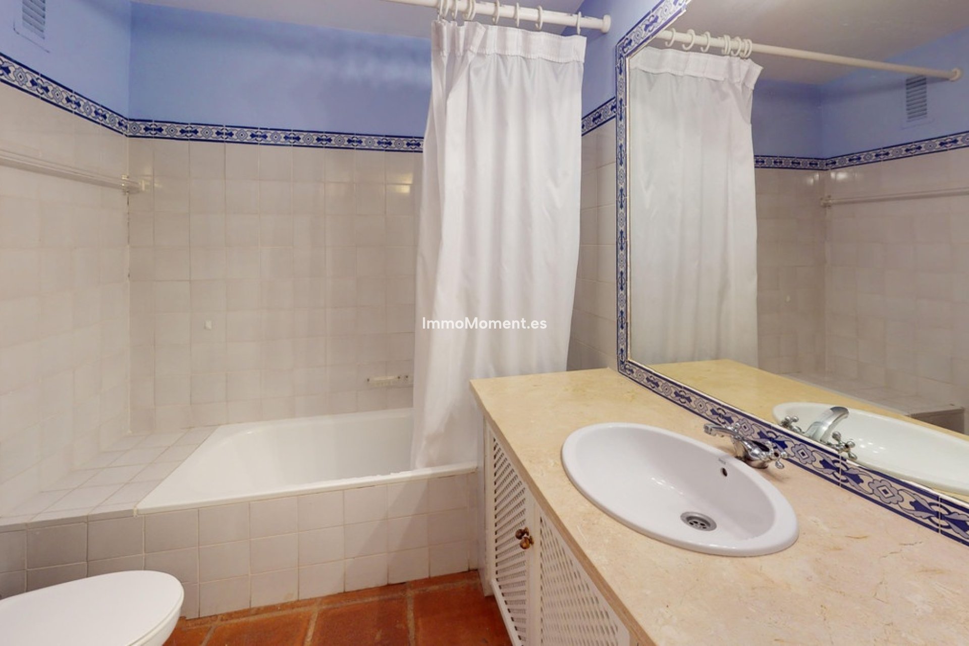 Resale - Apartment - Marbella - Guadalmina Alta