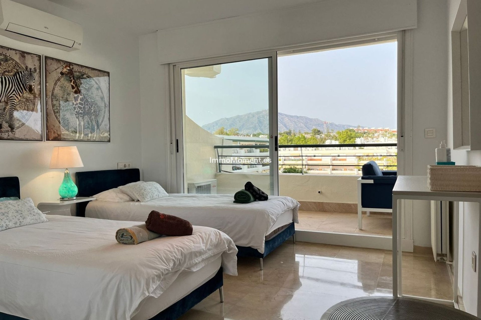 Resale - Apartment - Marbella - Guadalmina Alta