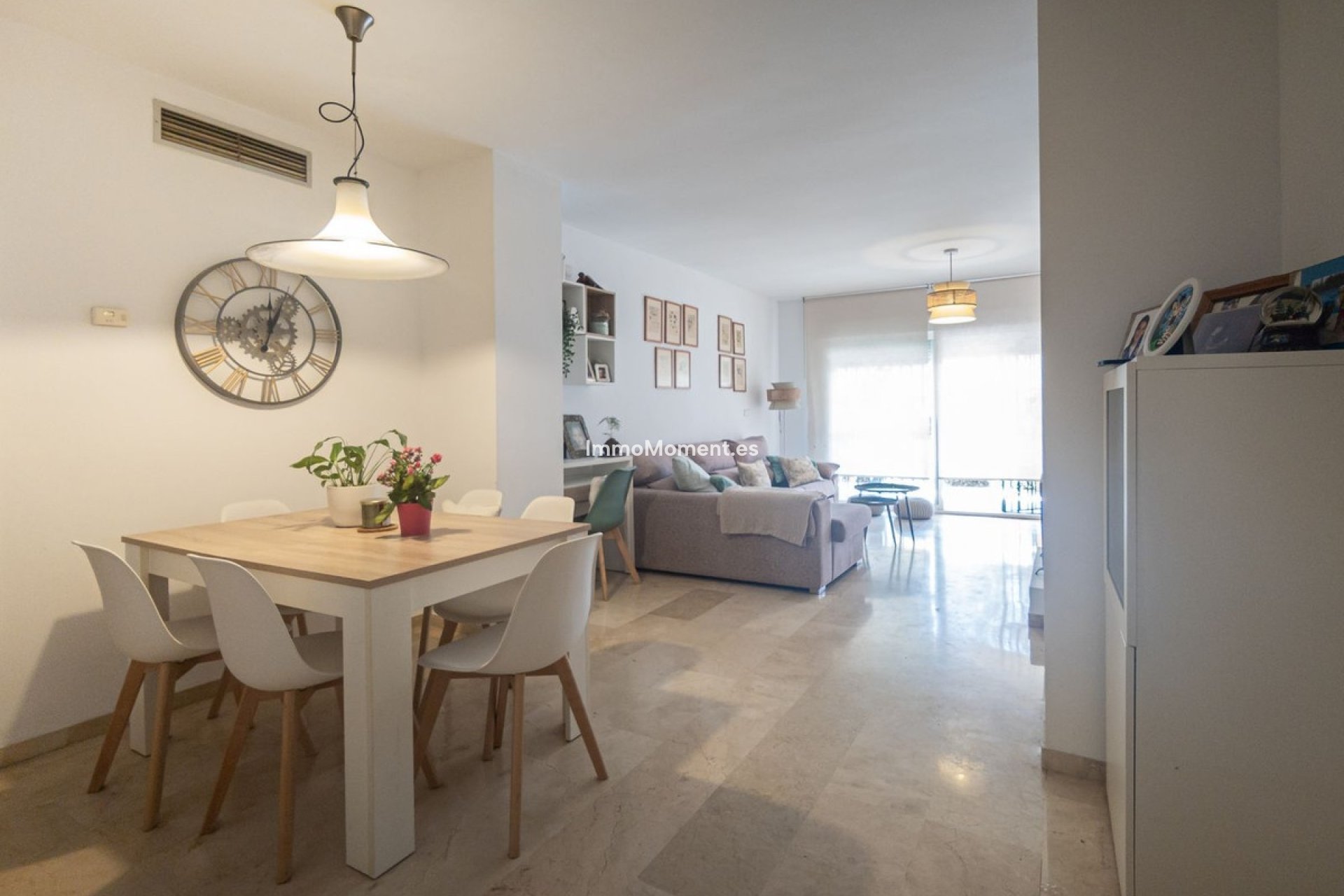 Resale - Apartment - Marbella - Guadalmina Alta
