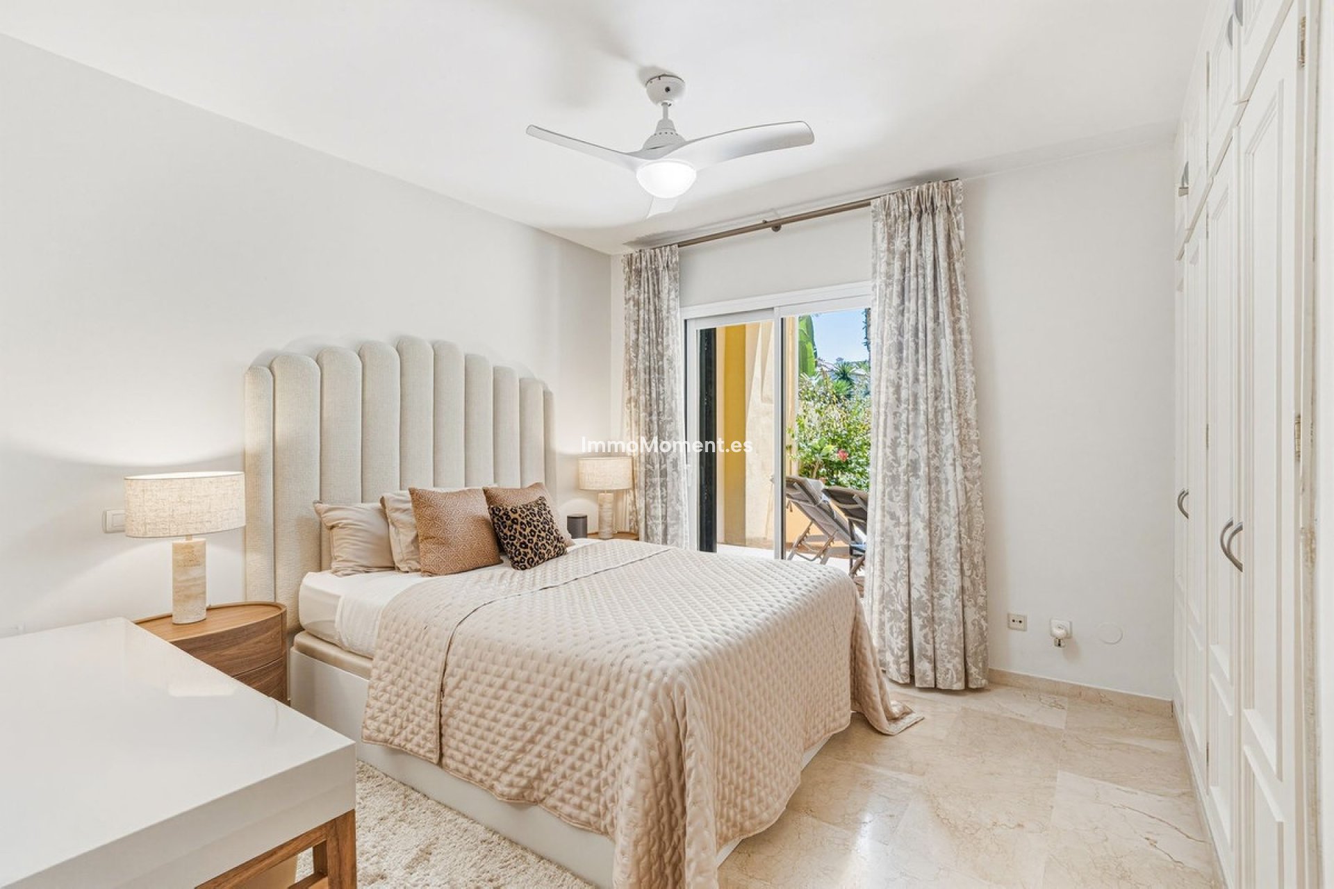 Resale - Apartment - Marbella - Guadalmina Alta
