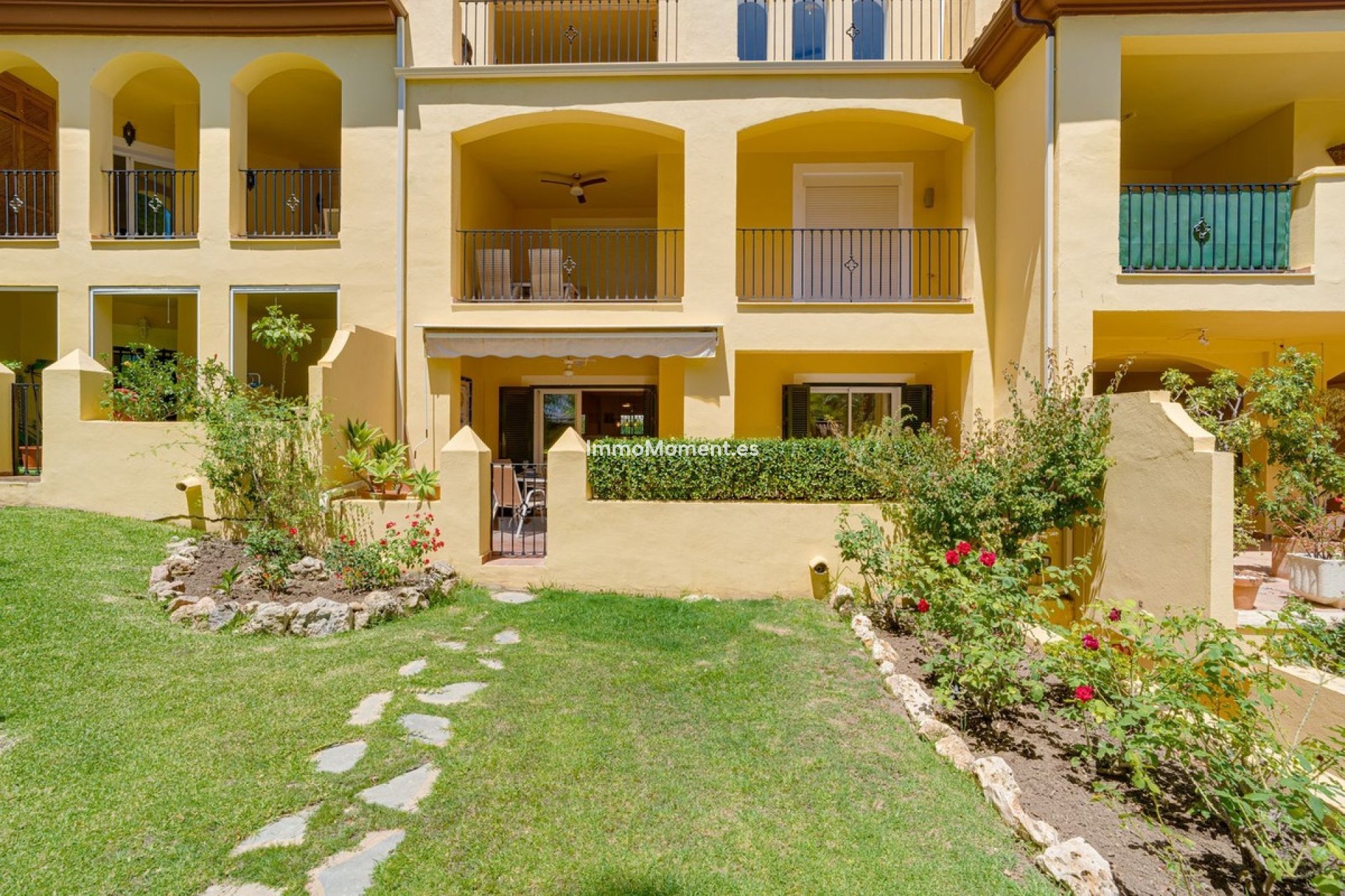 Resale - Apartment - Marbella - Guadalmina Alta