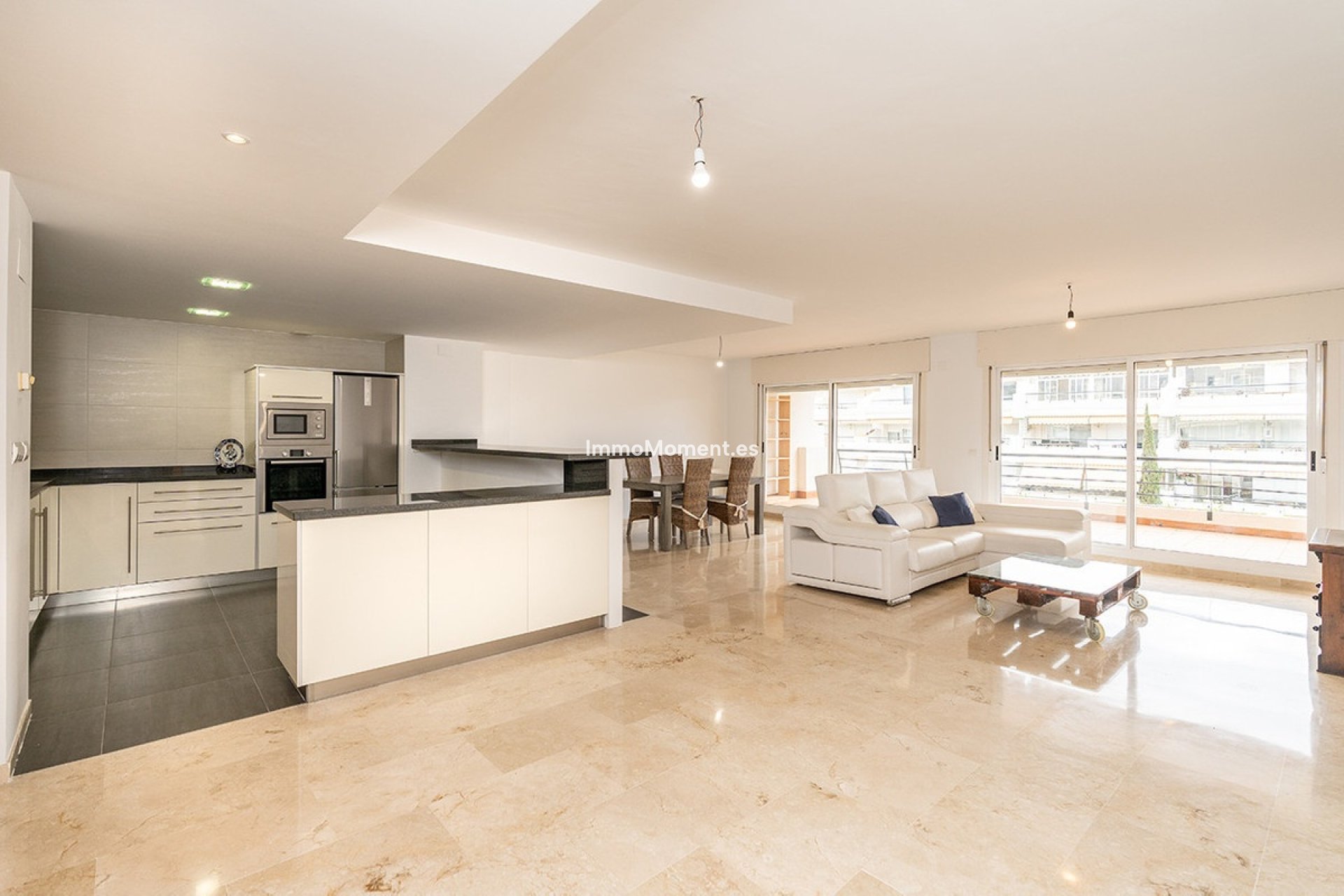 Resale - Apartment - Marbella - Guadalmina Alta