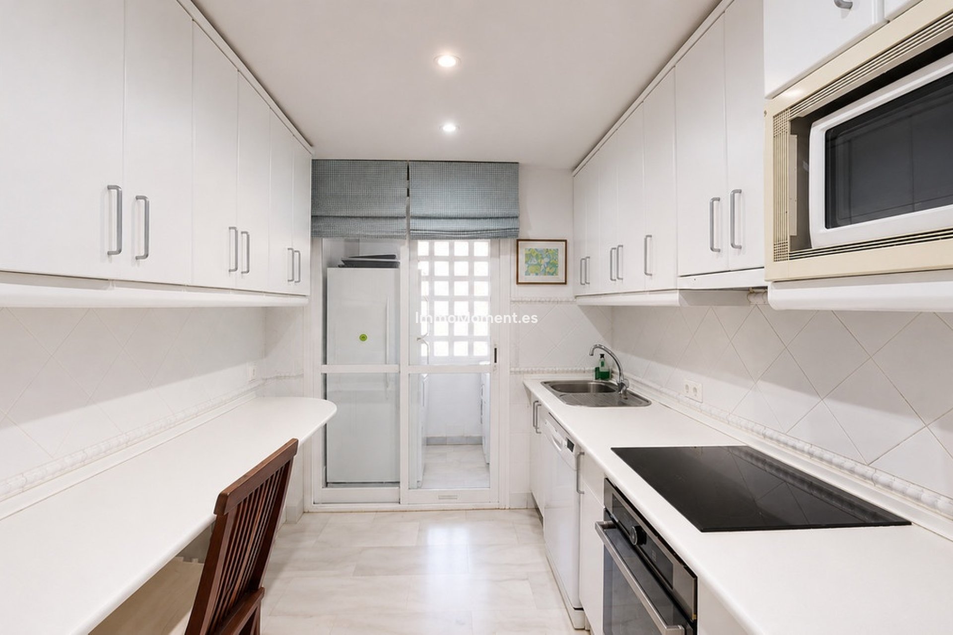 Resale - Apartment - Marbella - Guadalmina Baja
