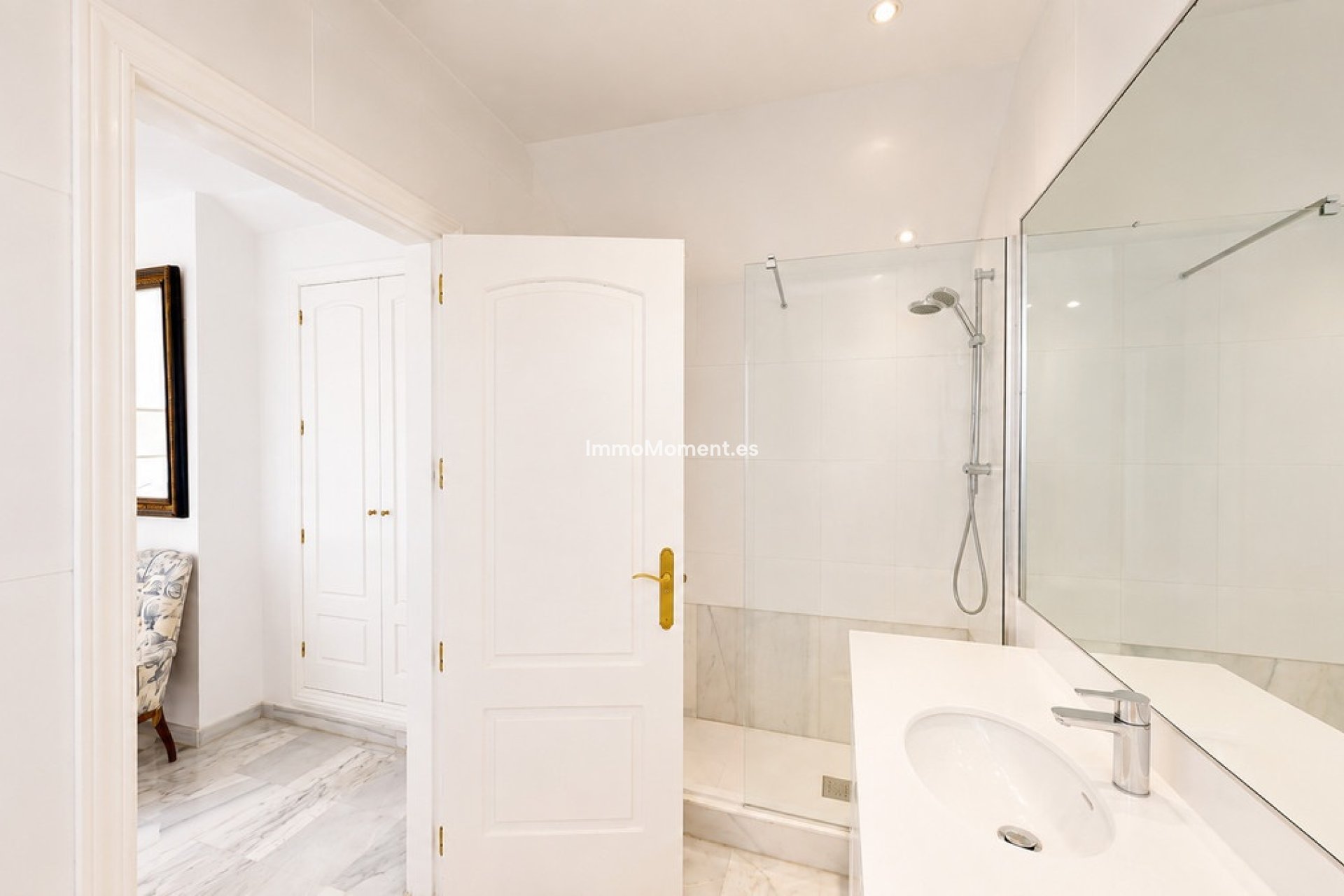 Resale - Apartment - Marbella - Guadalmina Baja