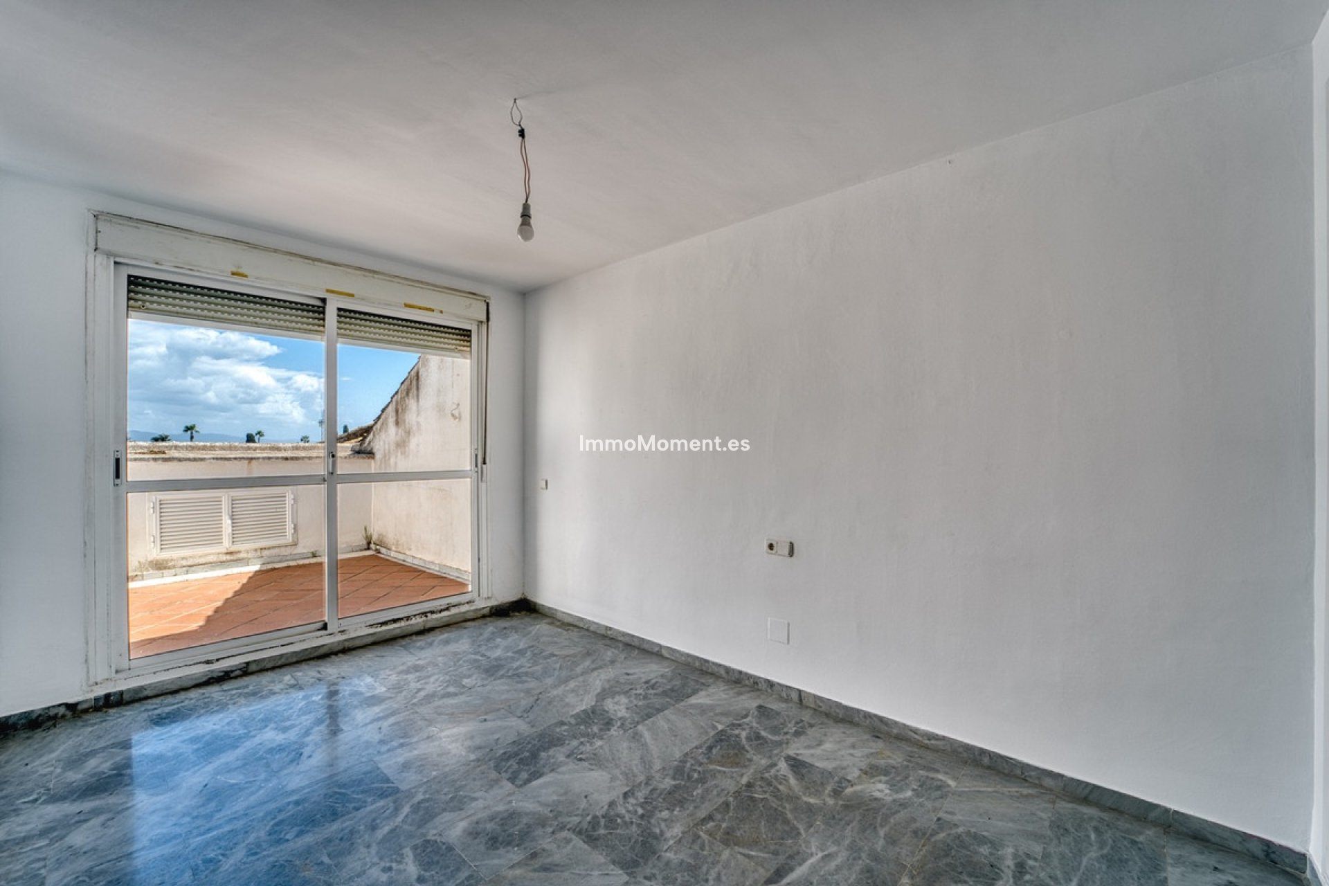 Resale - Apartment - Marbella - Guadalmina Baja
