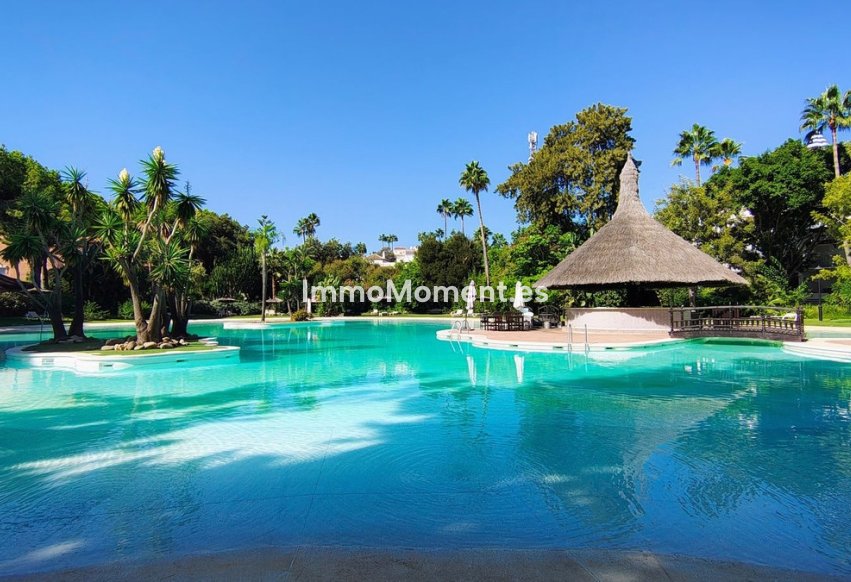 Resale - Apartment - Marbella - Guadalmina Baja