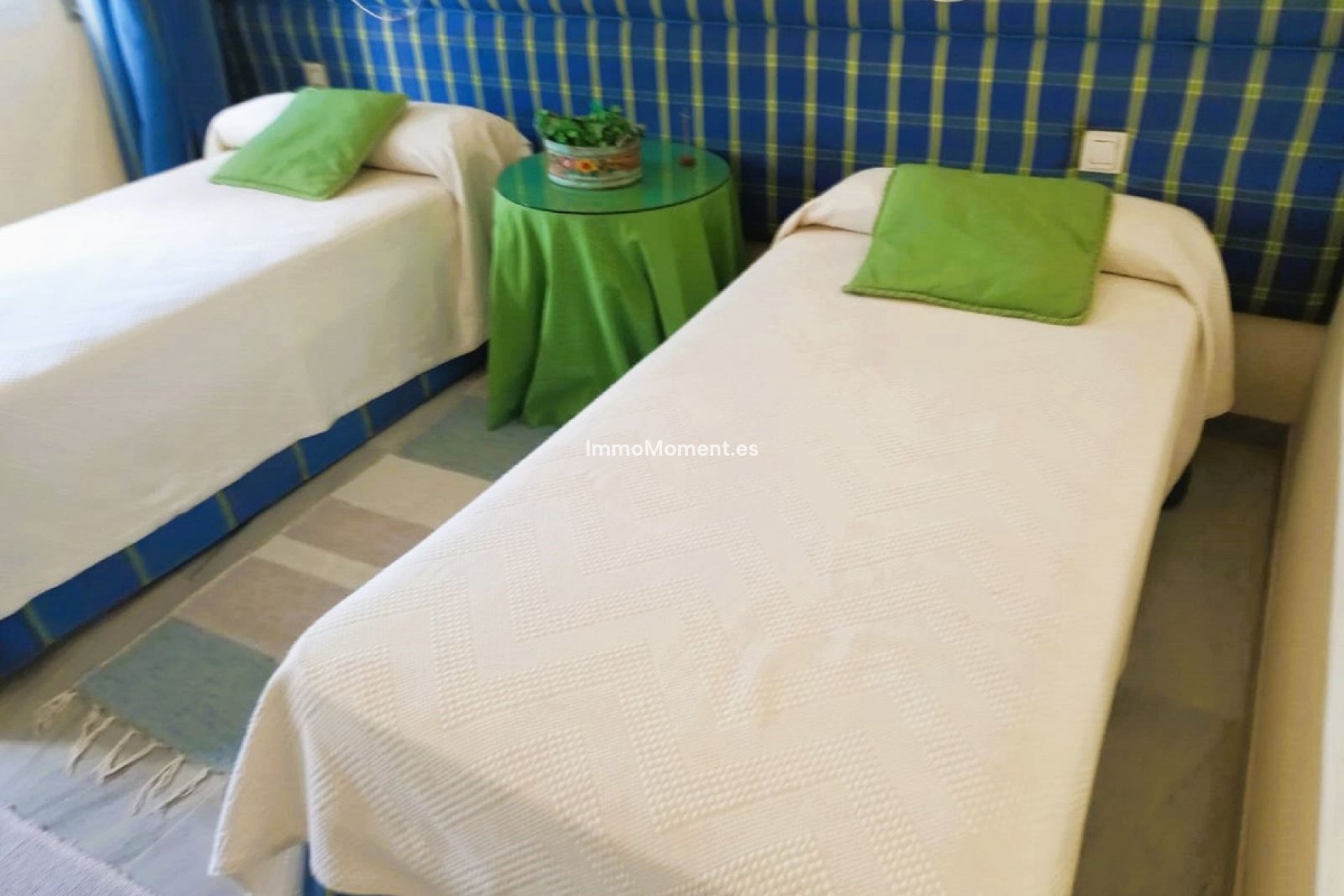 Resale - Apartment - Marbella - Guadalmina Baja