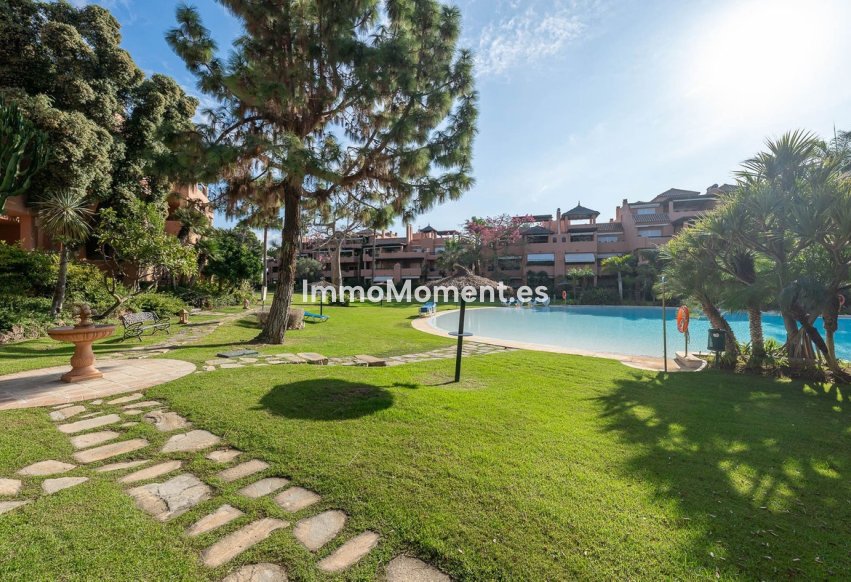 Resale - Apartment - Marbella - Guadalmina Baja