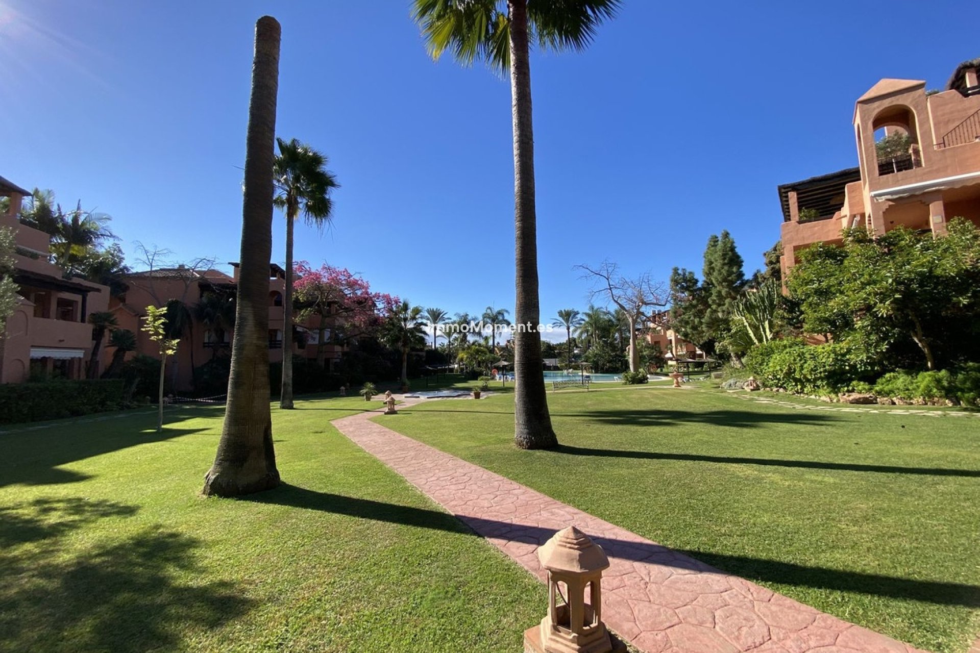 Resale - Apartment - Marbella - Guadalmina Baja