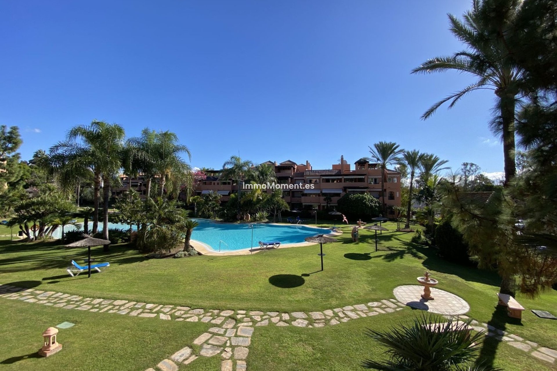 Resale - Apartment - Marbella - Guadalmina Baja