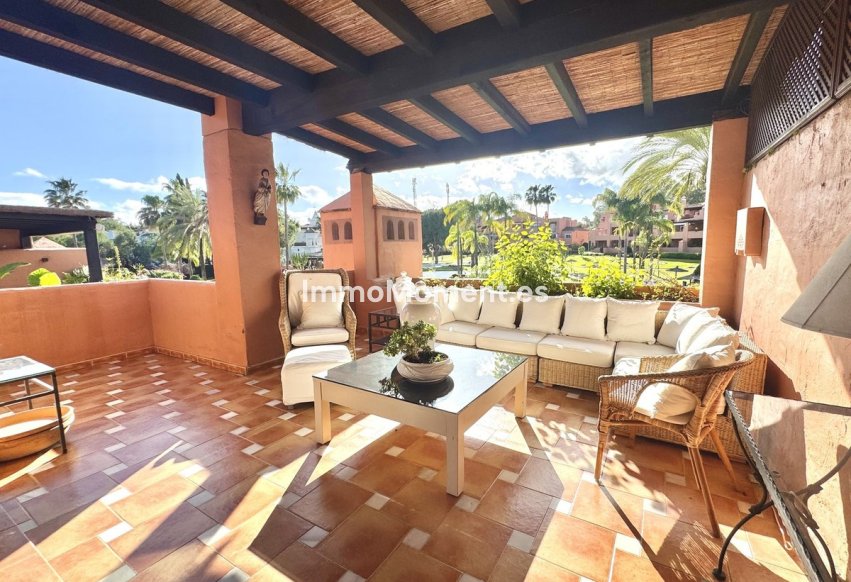 Resale - Apartment - Marbella - Guadalmina Baja