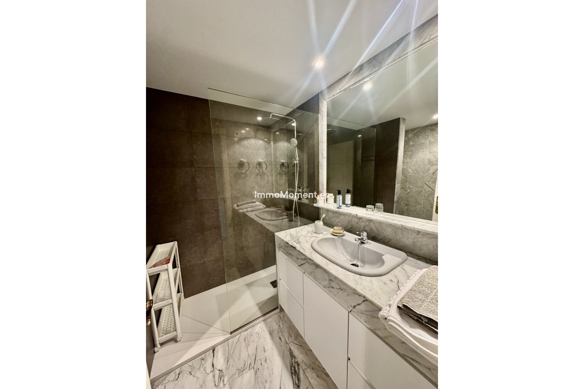Resale - Apartment - Marbella - Guadalmina Baja