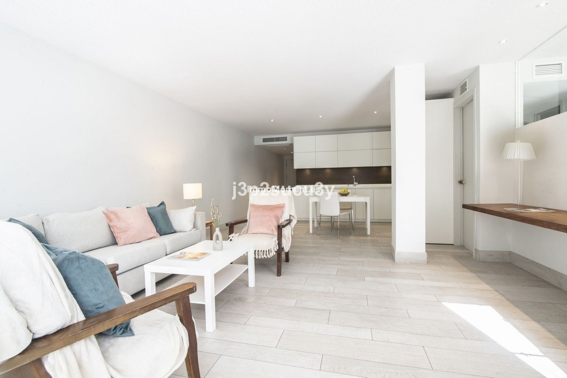 Resale - Apartment - Marbella - Guadalmina Baja