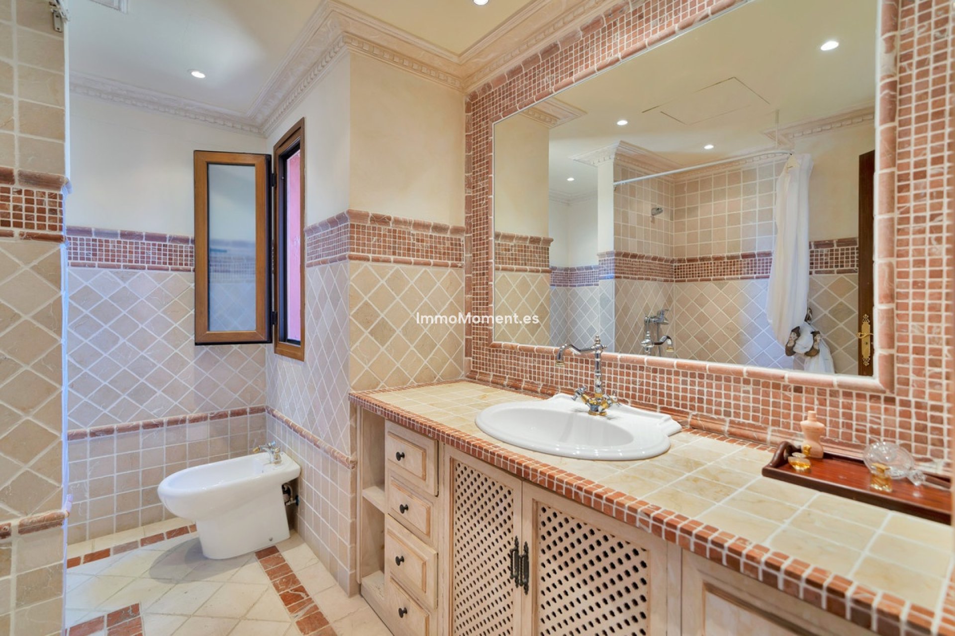 Resale - Apartment - Marbella - Guadalmina Baja