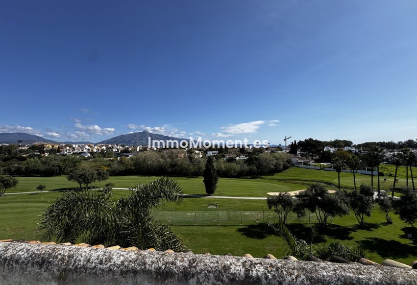 Resale - Apartment - Marbella - Guadalmina Baja