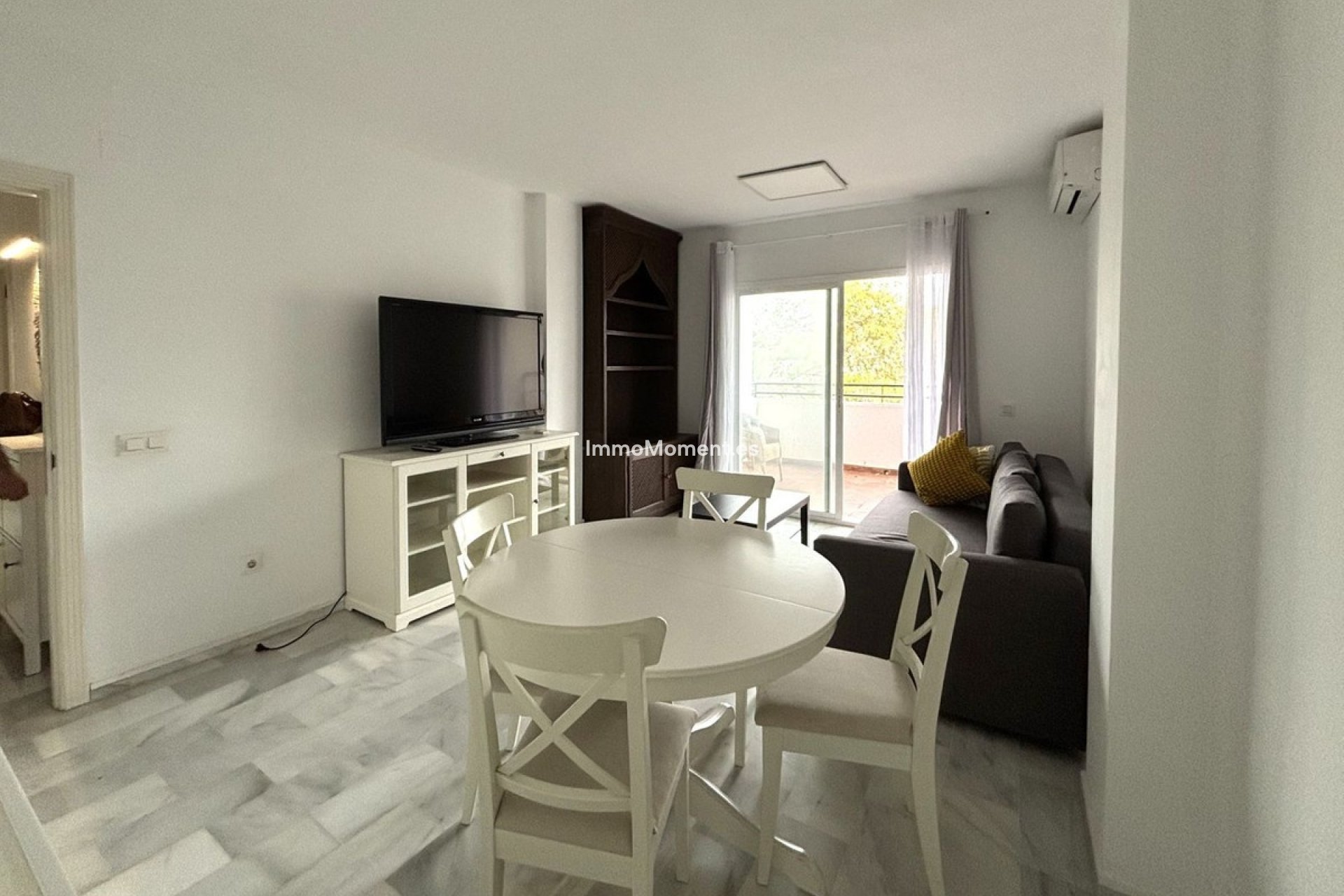 Resale - Apartment - Marbella - Guadalmina Baja