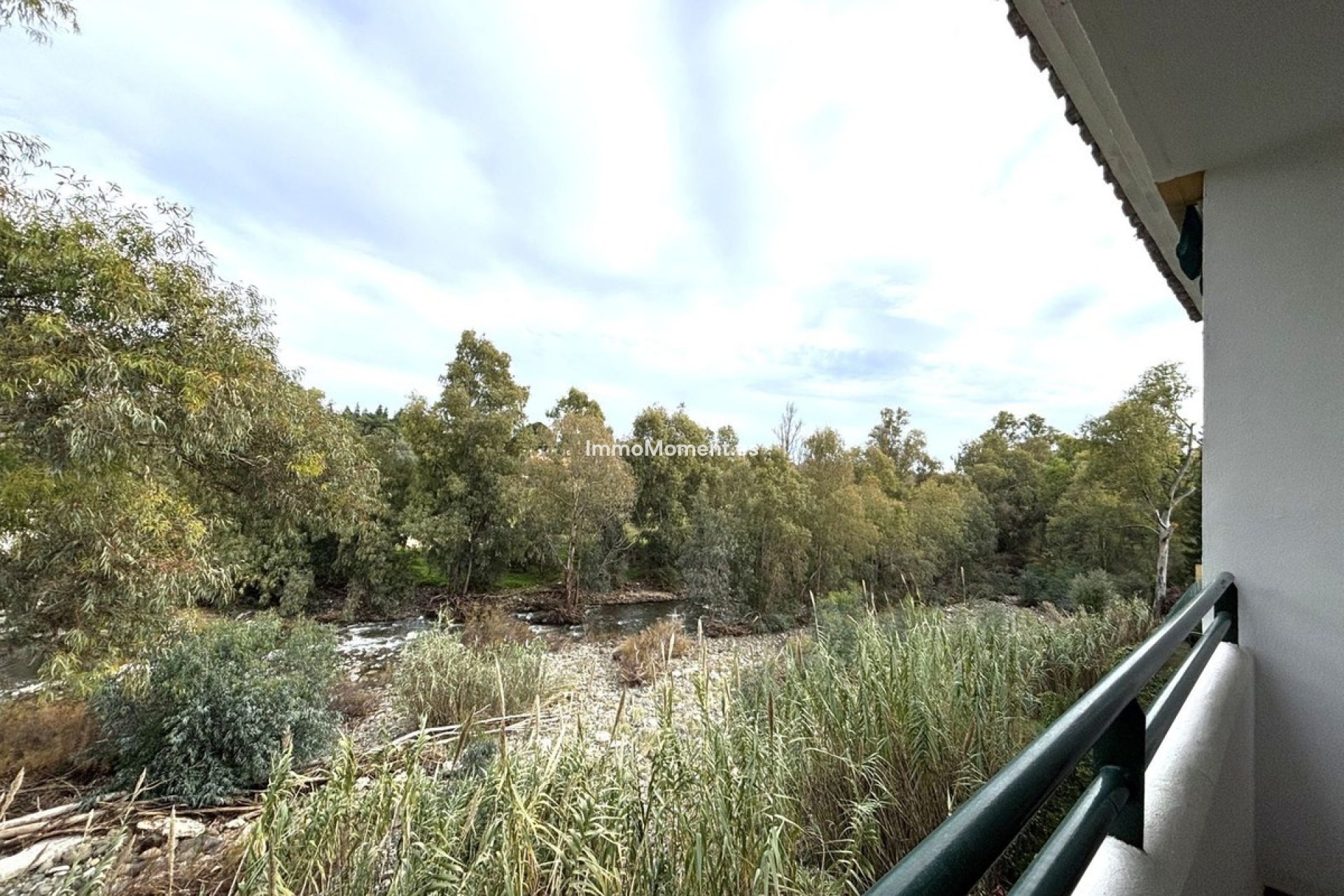 Resale - Apartment - Marbella - Guadalmina Baja