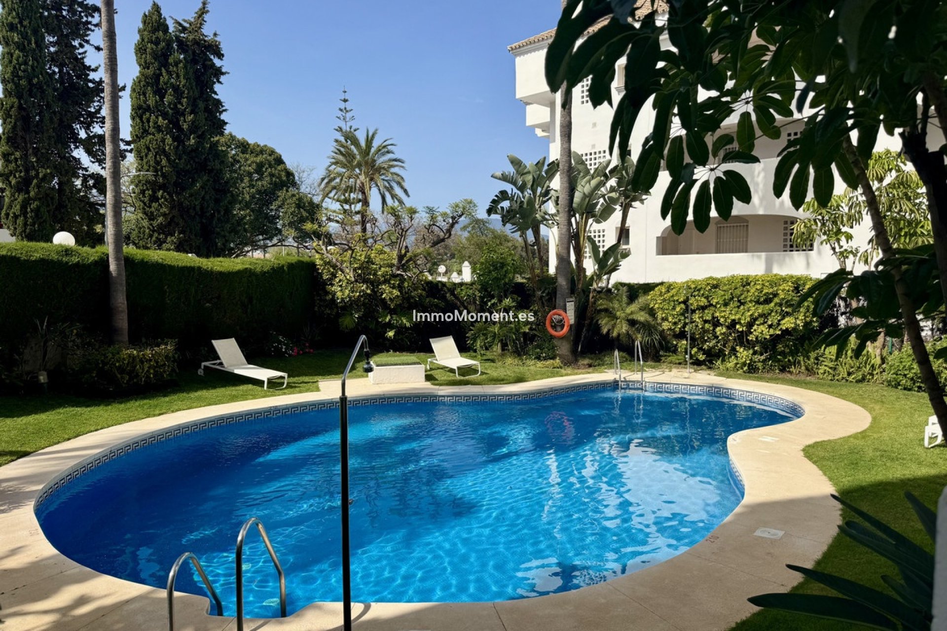 Resale - Apartment - Marbella - Guadalmina Baja