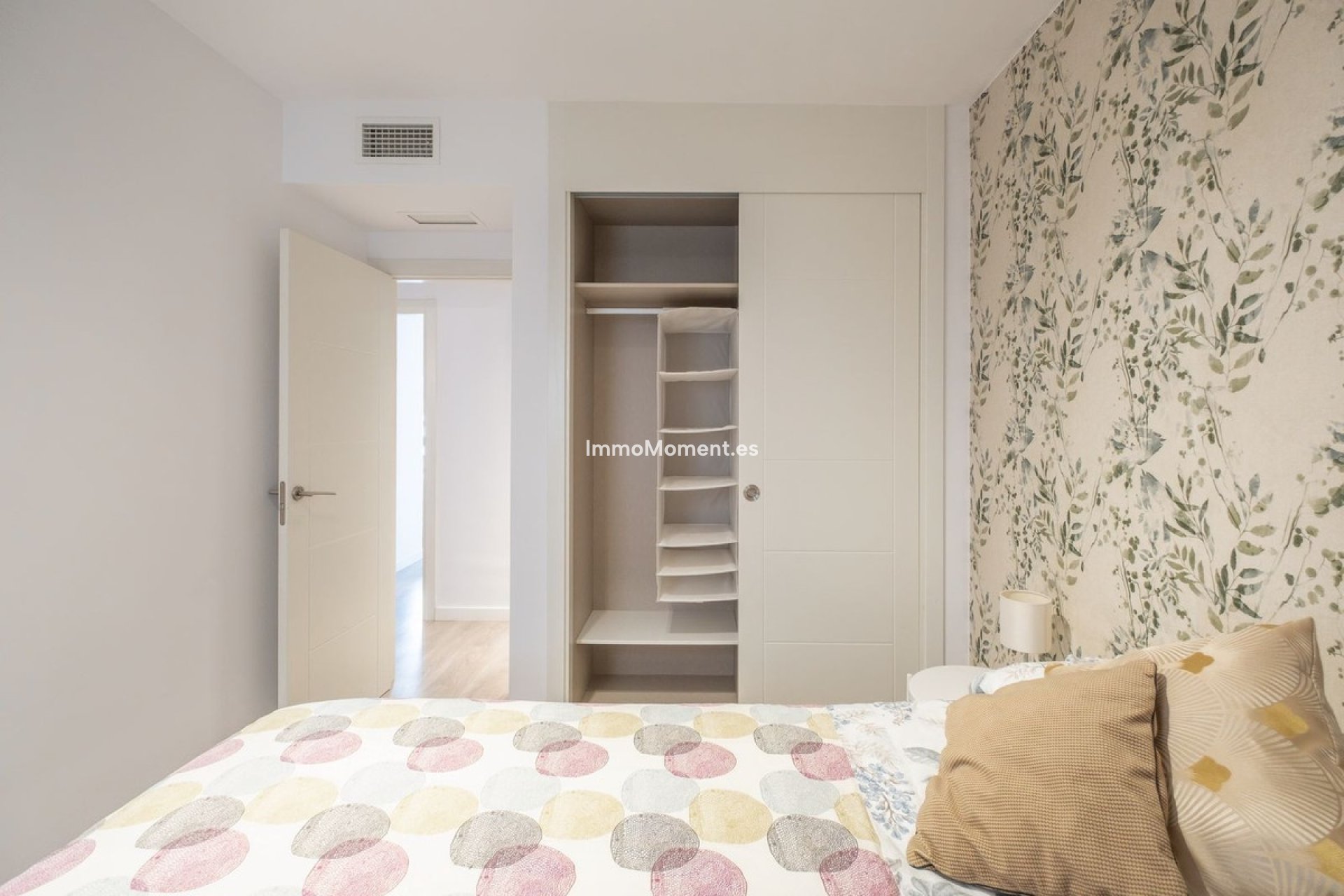 Resale - Apartment - Marbella - La Campana
