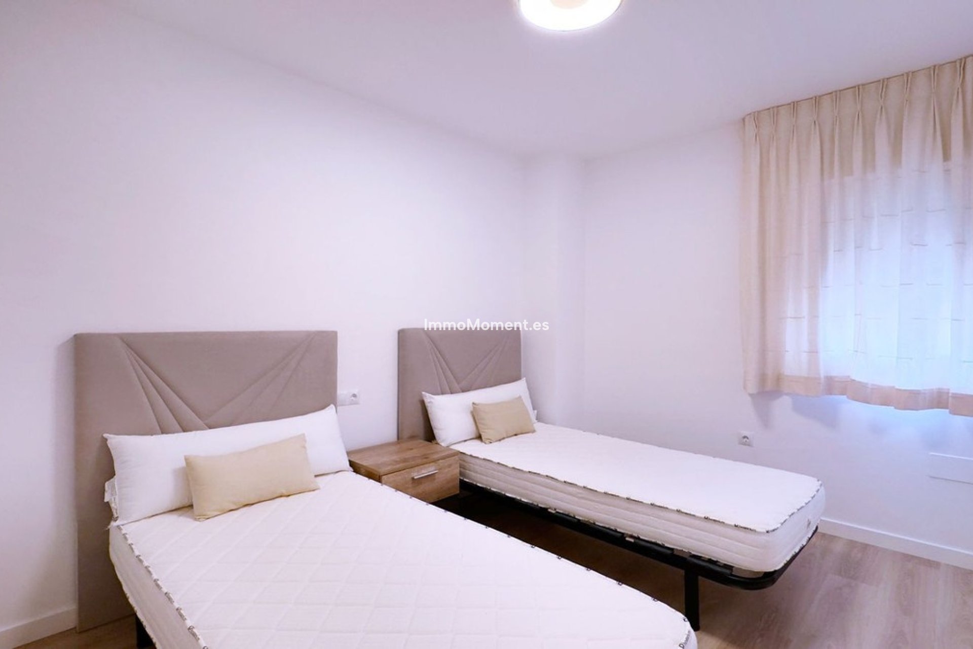 Resale - Apartment - Marbella - La Campana