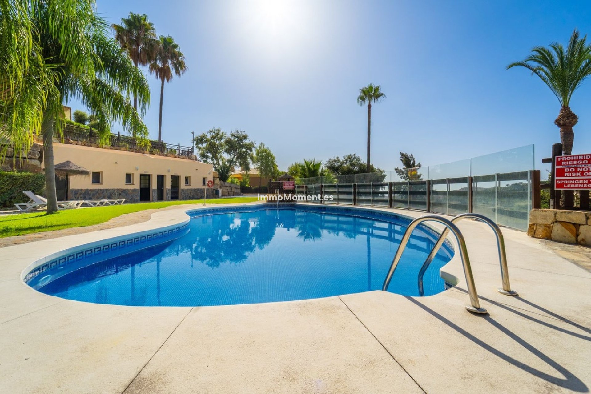Resale - Apartment - Marbella - La Mairena