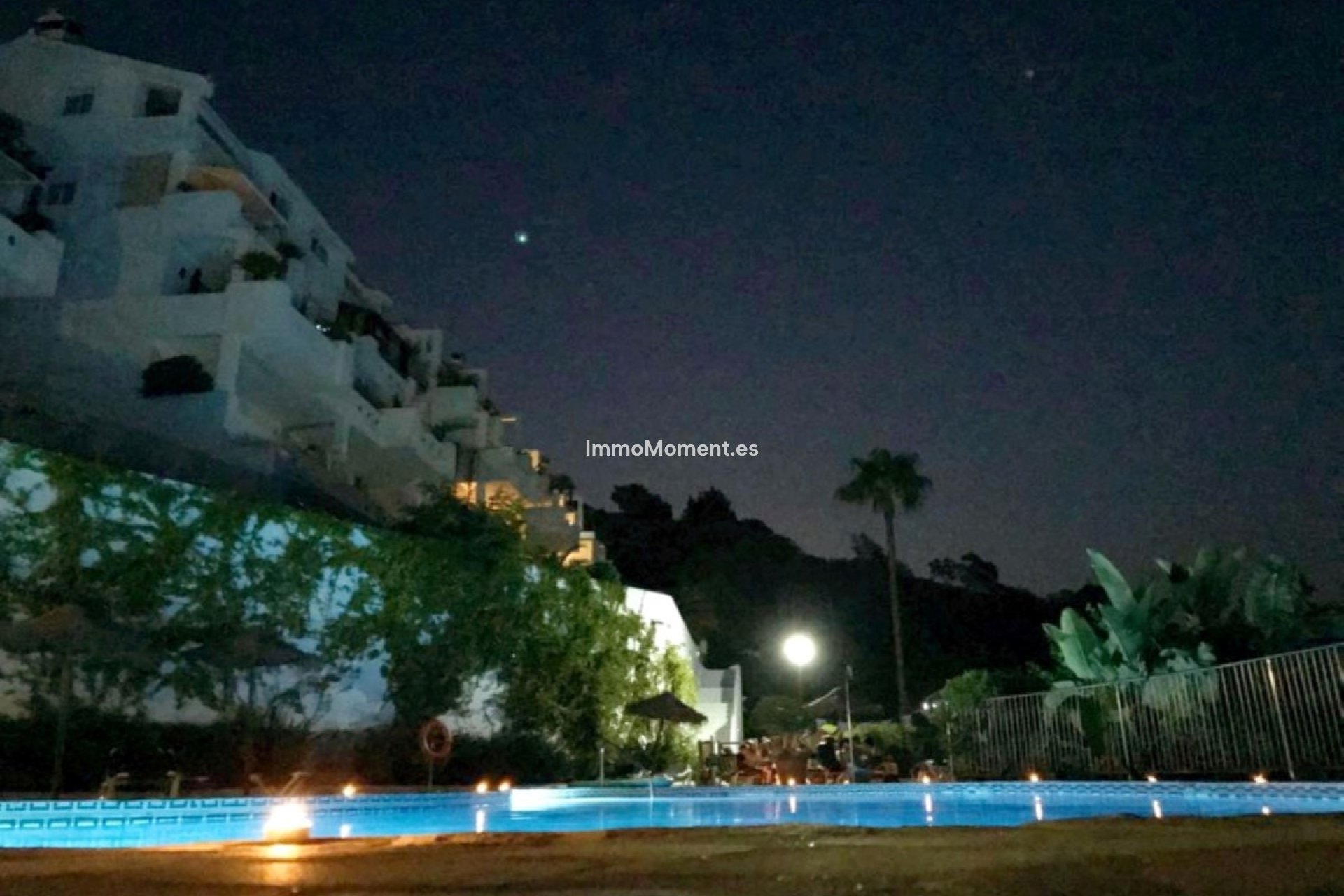 Resale - Apartment - Marbella - La Mairena