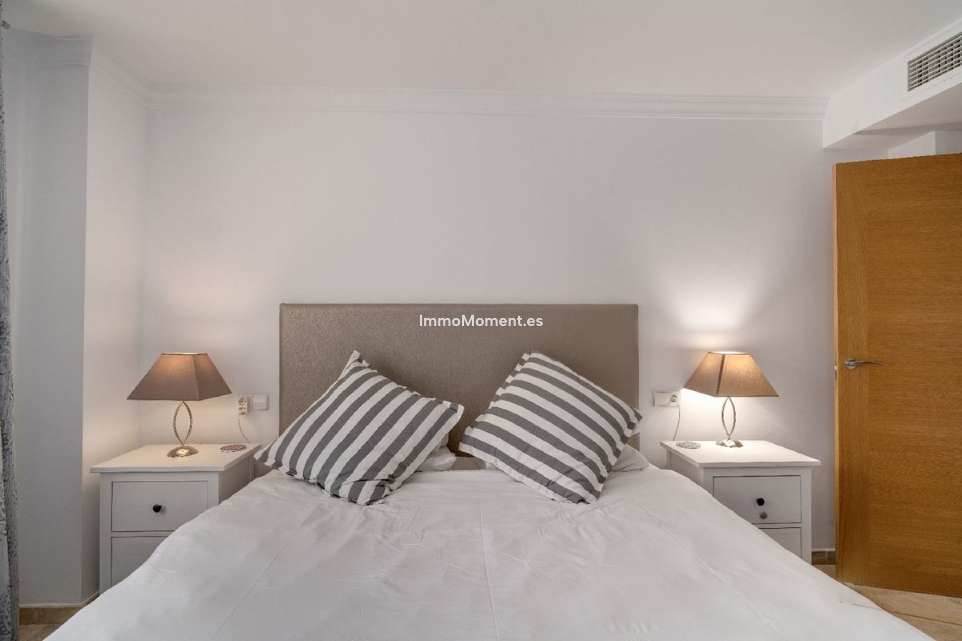 Resale - Apartment - Marbella - La Mairena