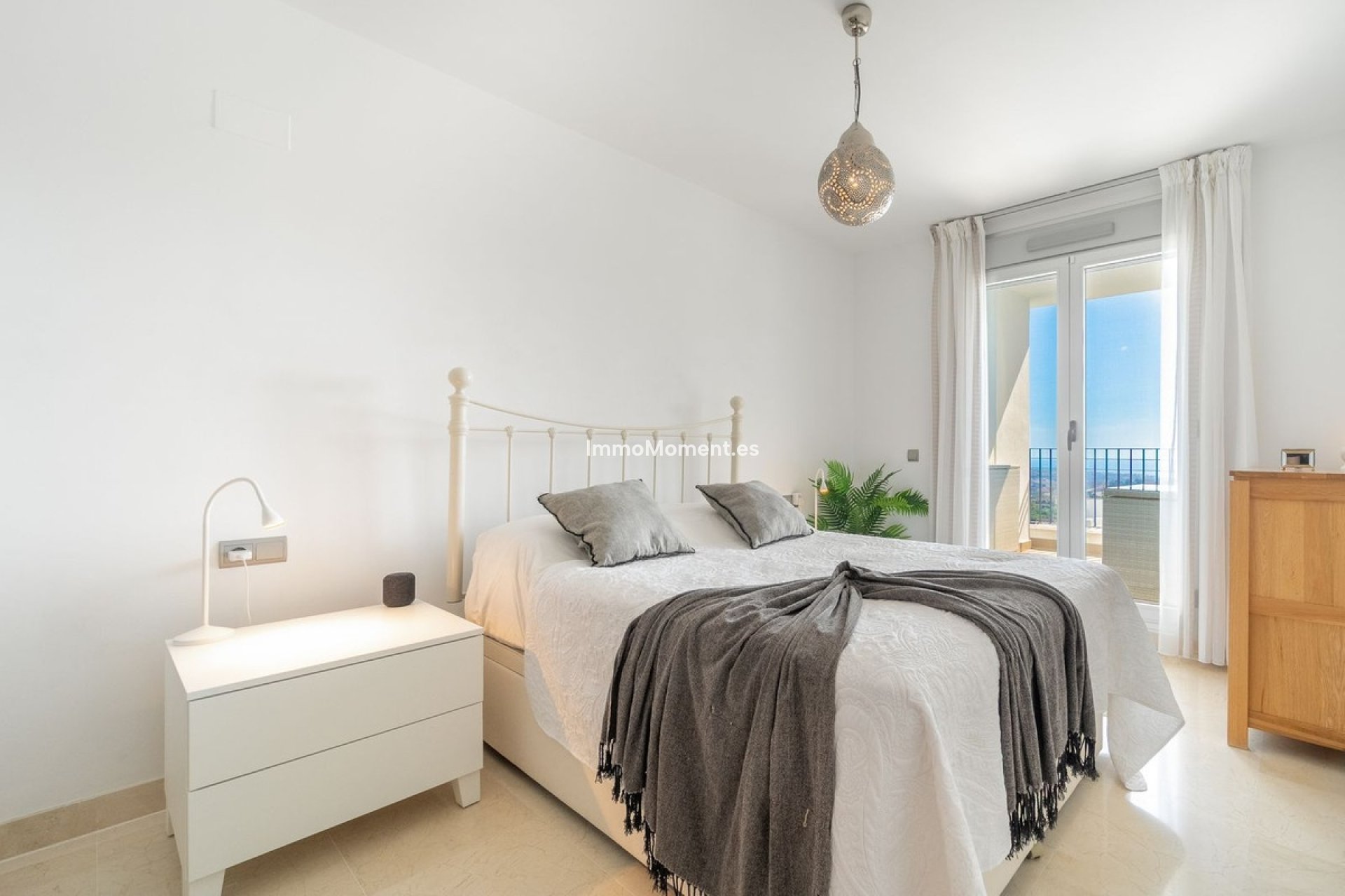Resale - Apartment - Marbella - La Mairena