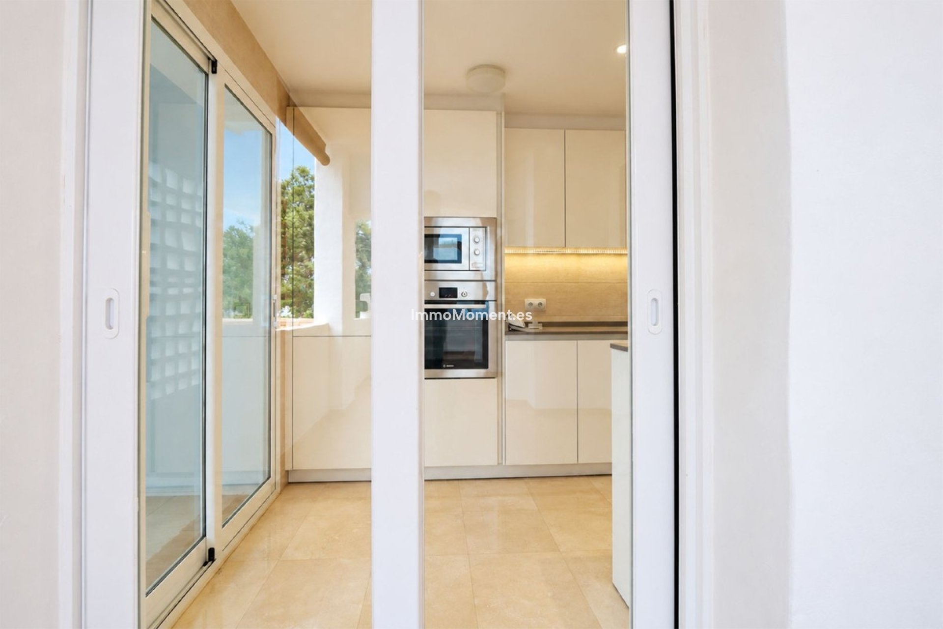 Resale - Apartment - Marbella - La Mairena