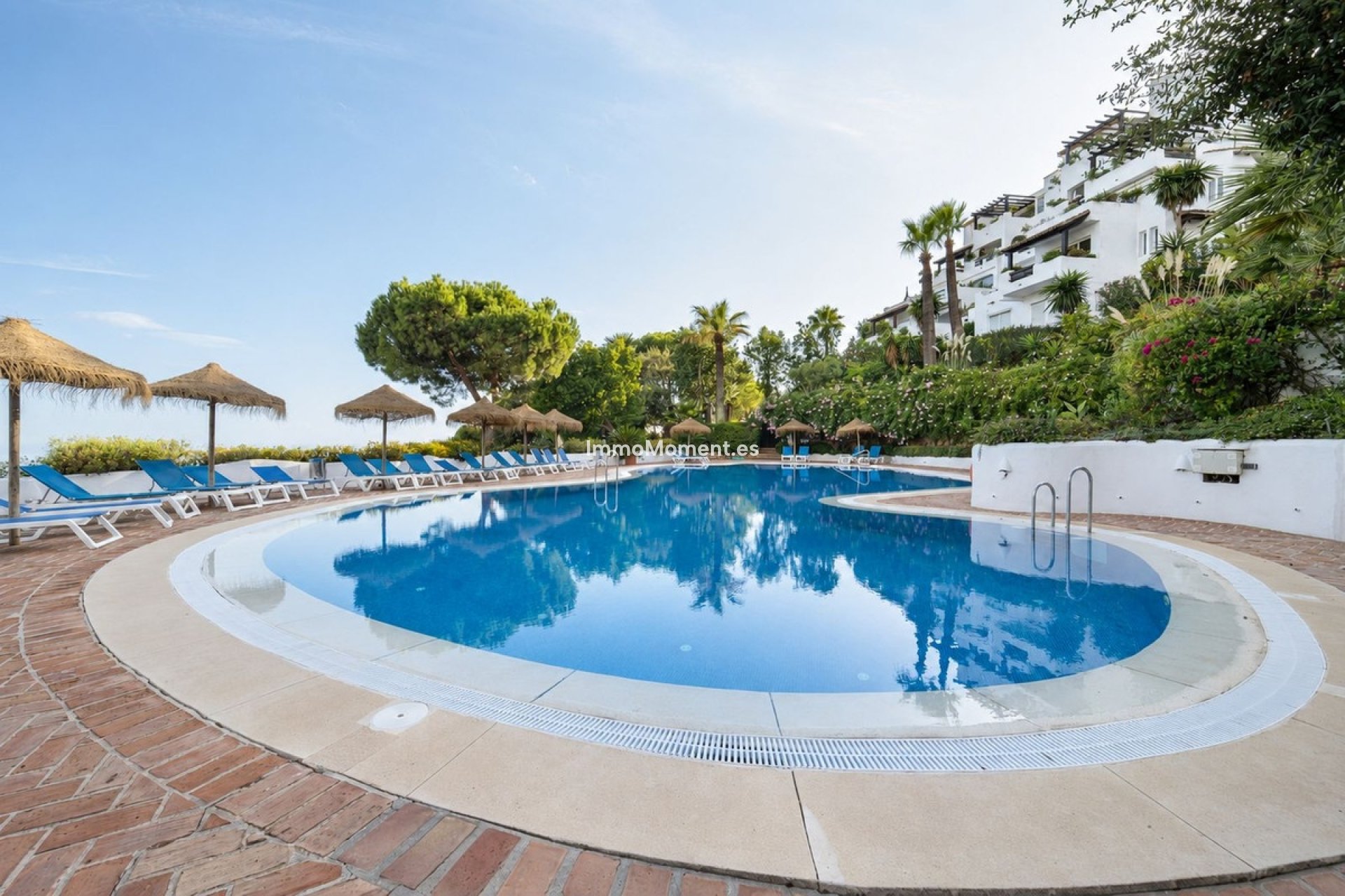 Resale - Apartment - Marbella - La Mairena