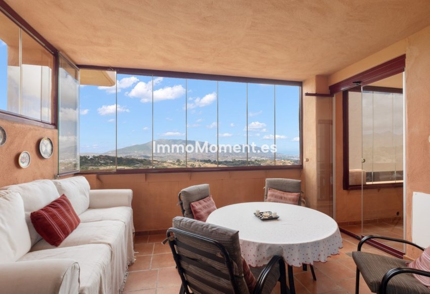 Resale - Apartment - Marbella - La Mairena