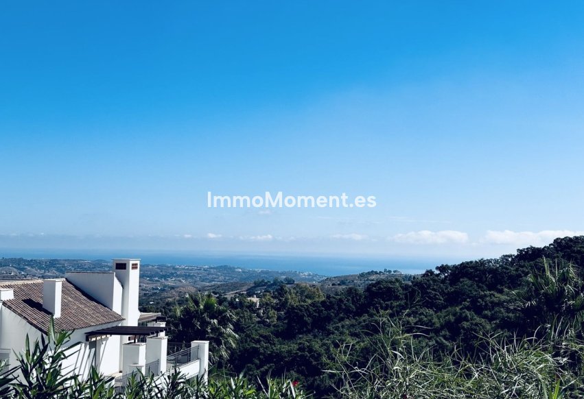 Resale - Apartment - Marbella - La Mairena