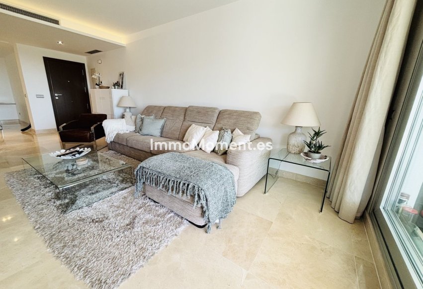 Resale - Apartment - Marbella - La Mairena
