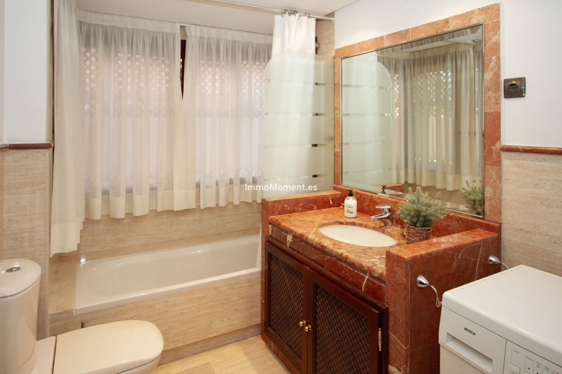 Resale - Apartment - Marbella - La Mairena