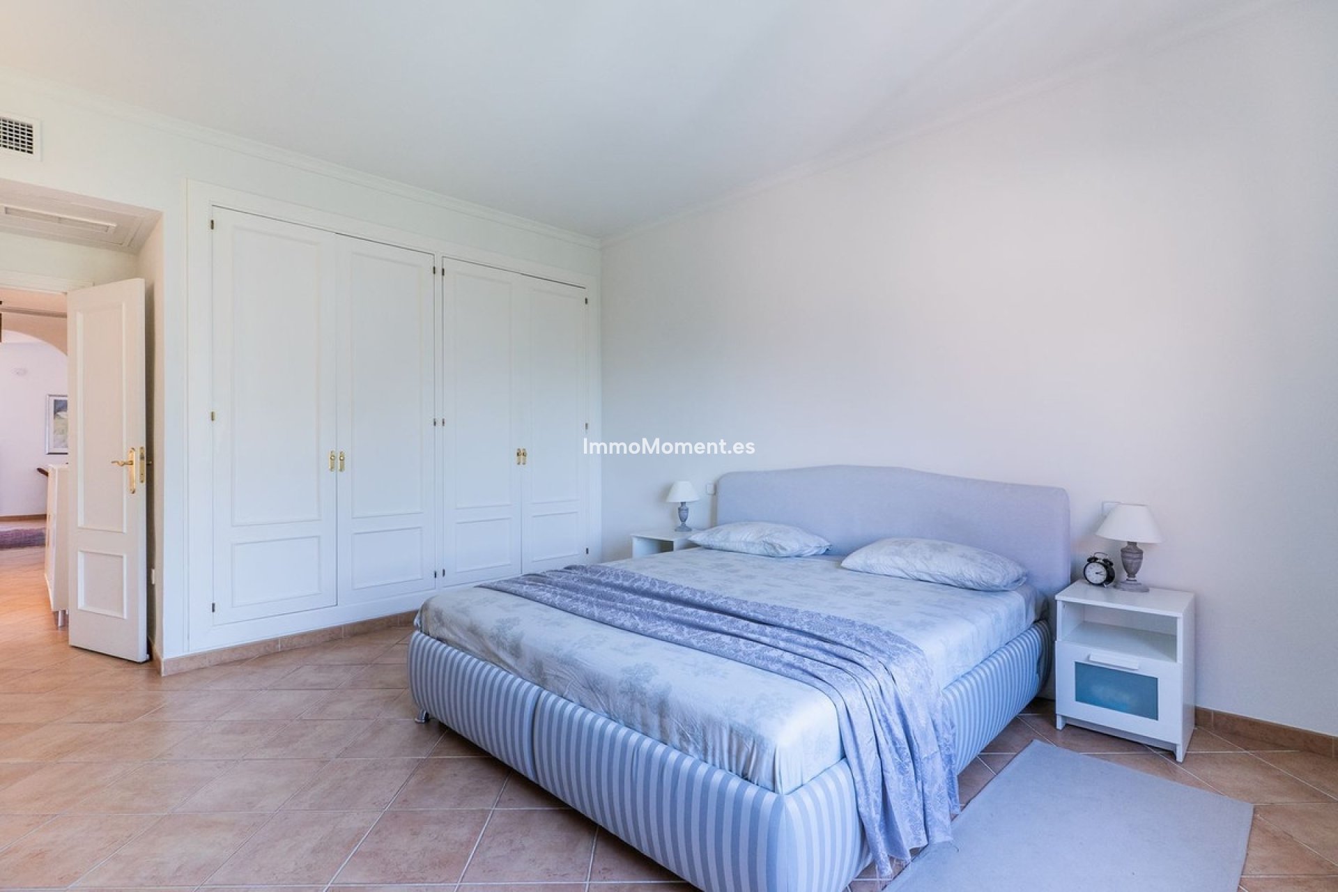 Resale - Apartment - Marbella - La Mairena