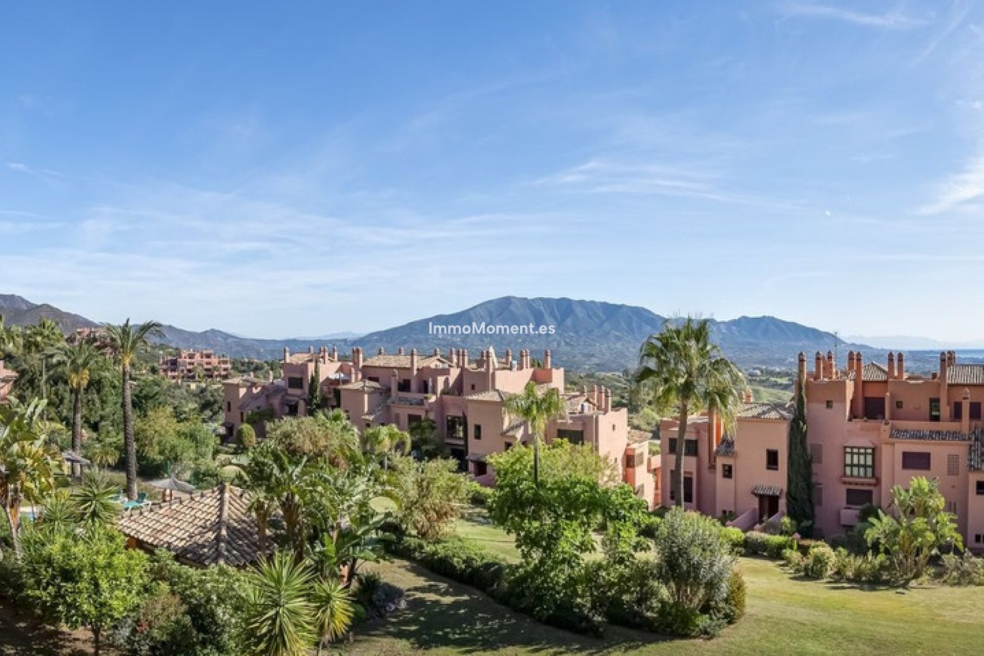 Resale - Apartment - Marbella - La Mairena