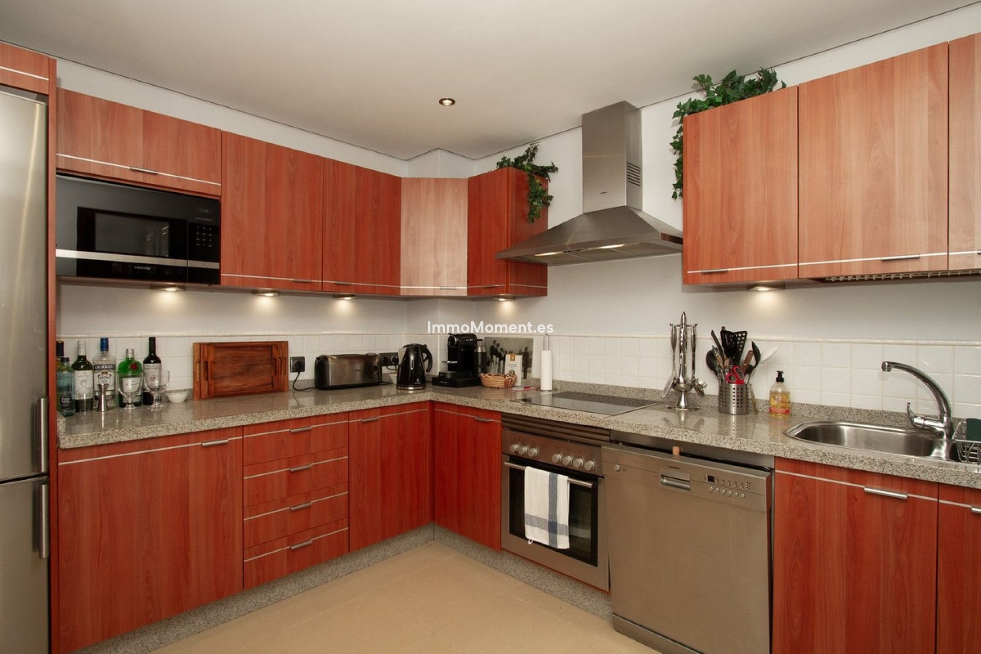 Resale - Apartment - Marbella - La Mairena