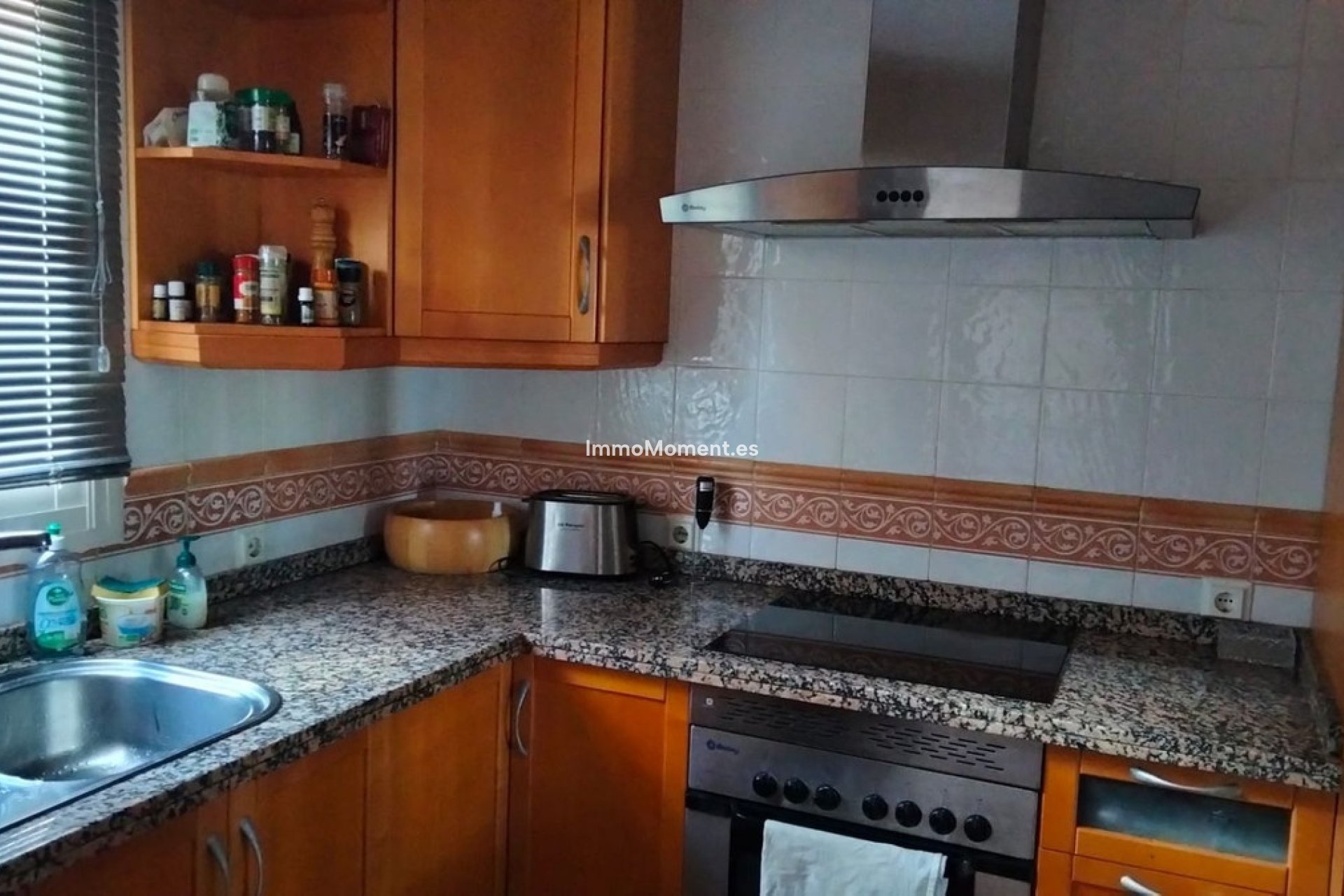 Resale - Apartment - Marbella - La Mairena